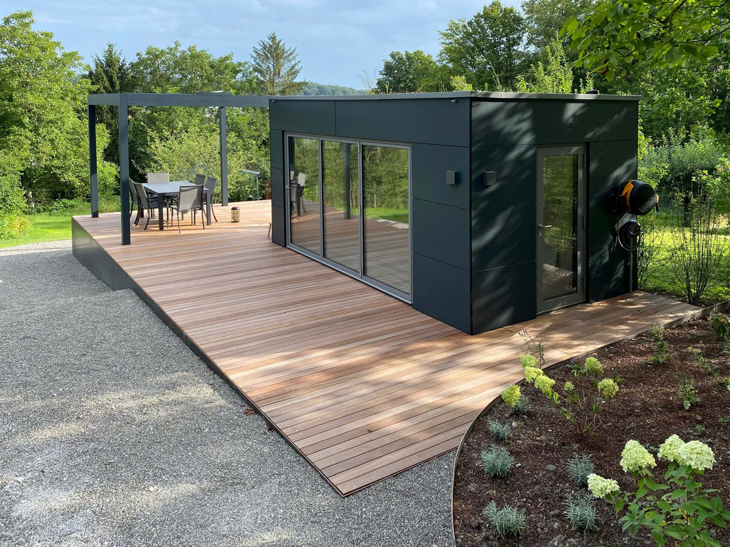 Gartenhaus mit Freisitz, Weilimdorf