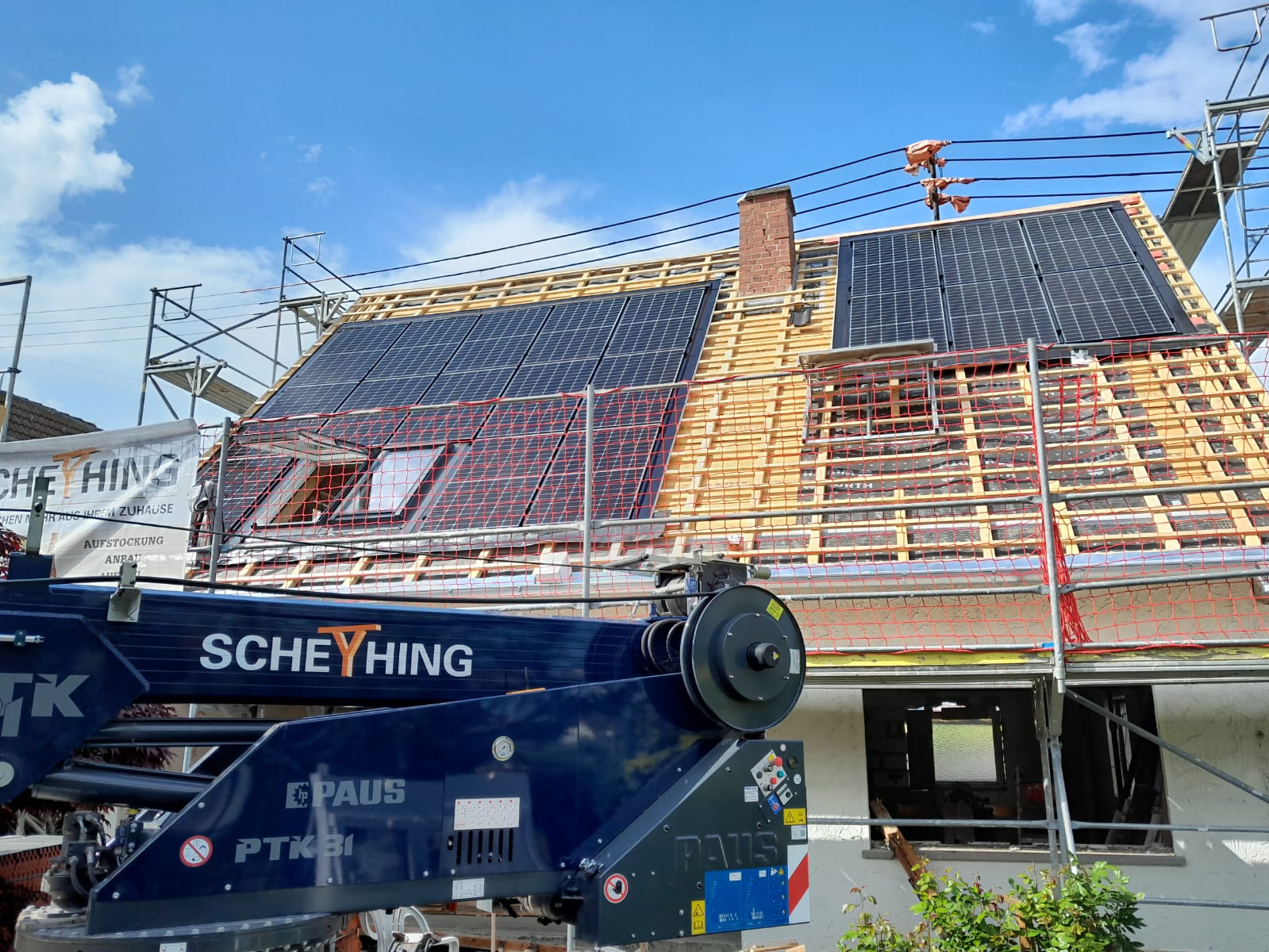 Integrierte Photovoltaik: Creaton PV-Vario System, Höfingen, Bild 2